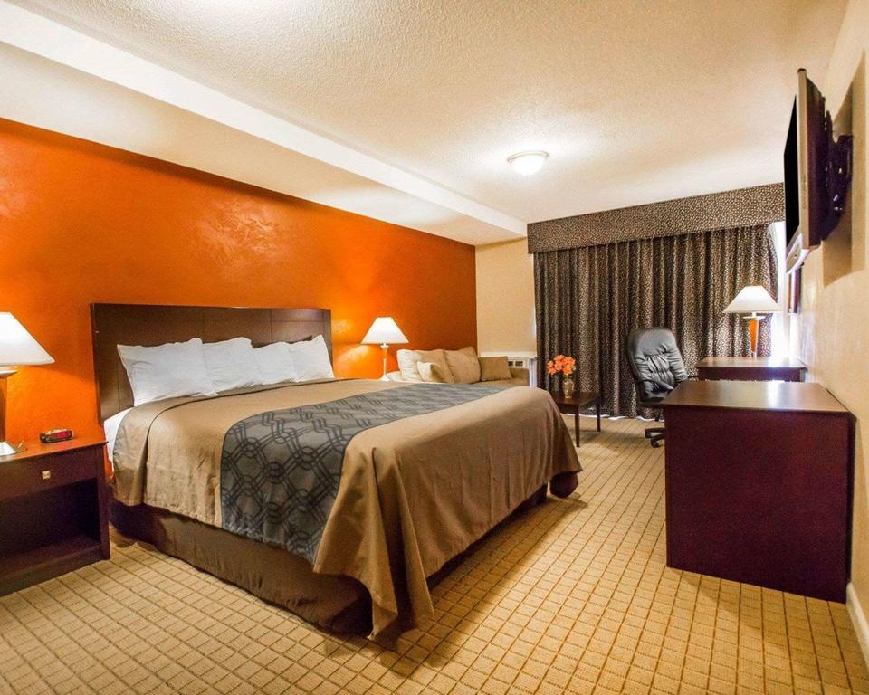 Econo Lodge Inn & Suites Old Saybrook - Westbrook Dış mekan fotoğraf