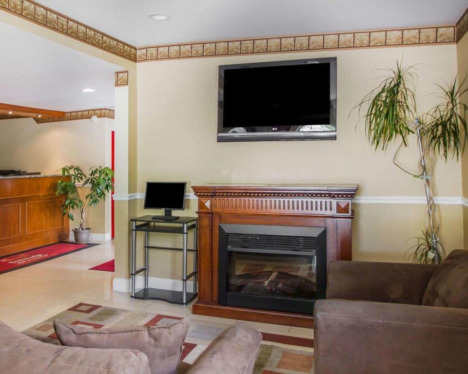 Econo Lodge Inn & Suites Old Saybrook - Westbrook Dış mekan fotoğraf