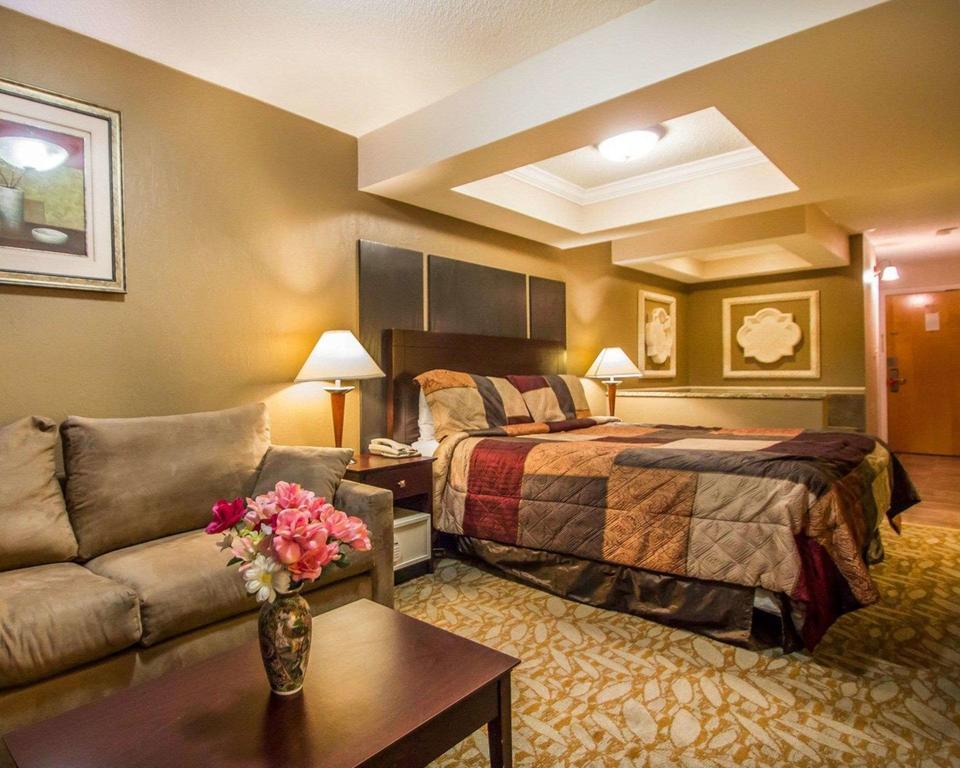 Econo Lodge Inn & Suites Old Saybrook - Westbrook Dış mekan fotoğraf
