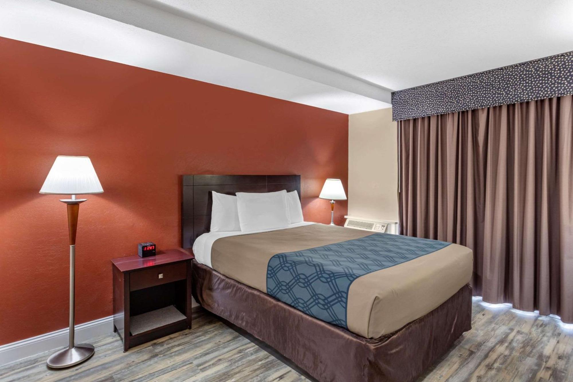 Econo Lodge Inn & Suites Old Saybrook - Westbrook Dış mekan fotoğraf
